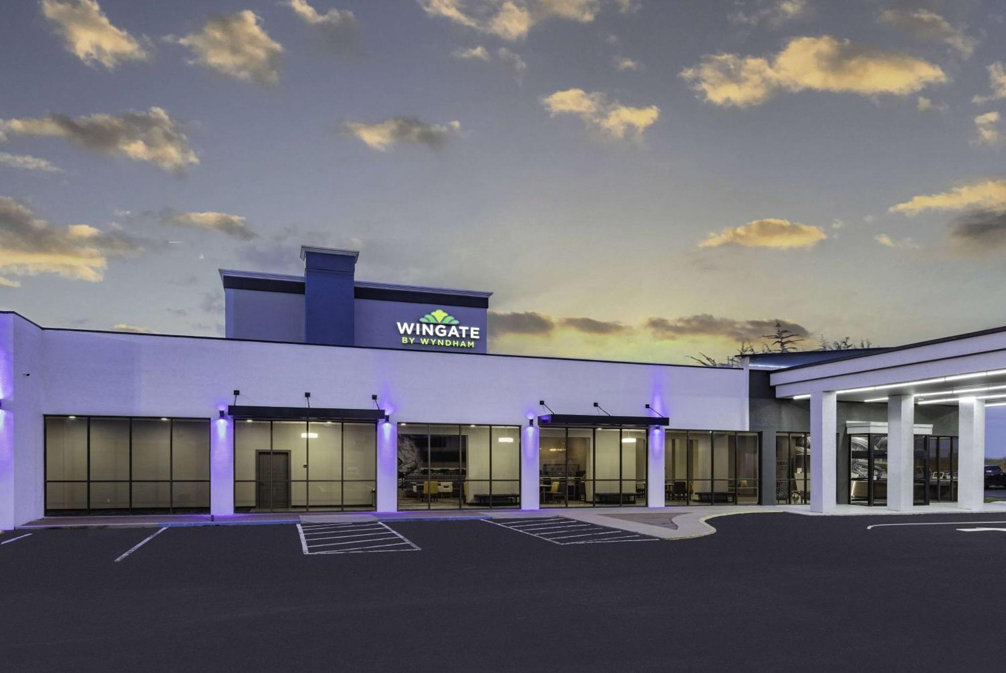 Wingate By Wyndham Wichita Airport Exterior foto